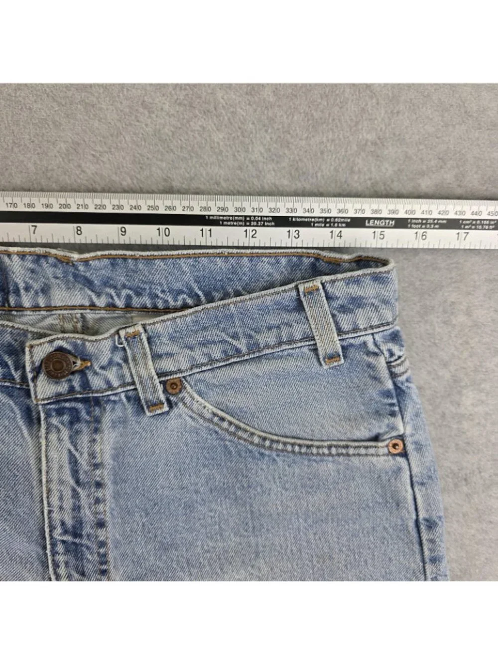 Vintage Levi's 550 Orange Tab Shorts Mens 33 Blue Relaxed Light Wash Denim